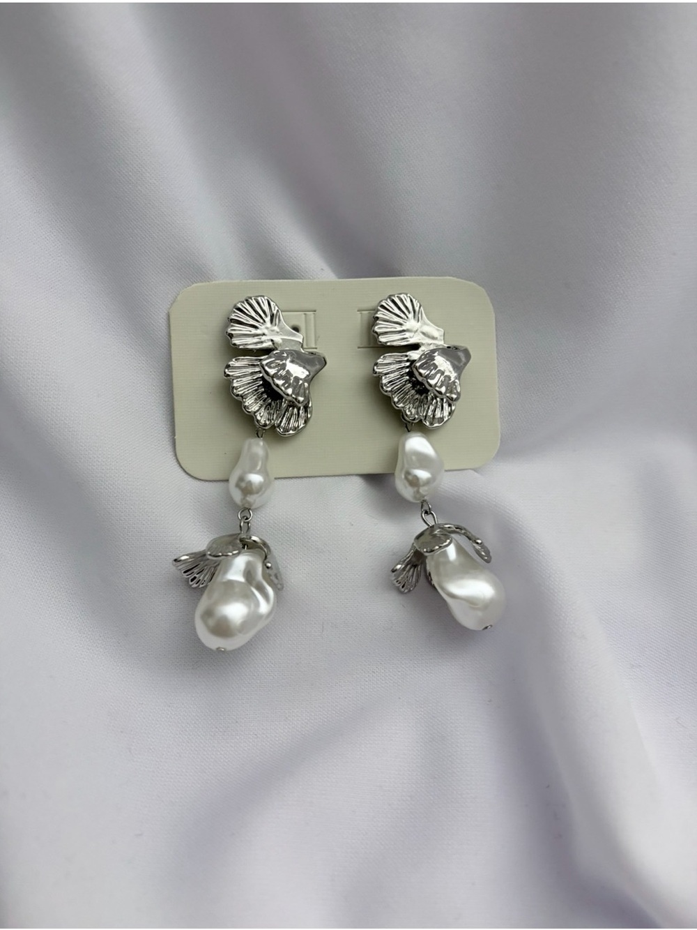 Silver Pearl Drop Earrings